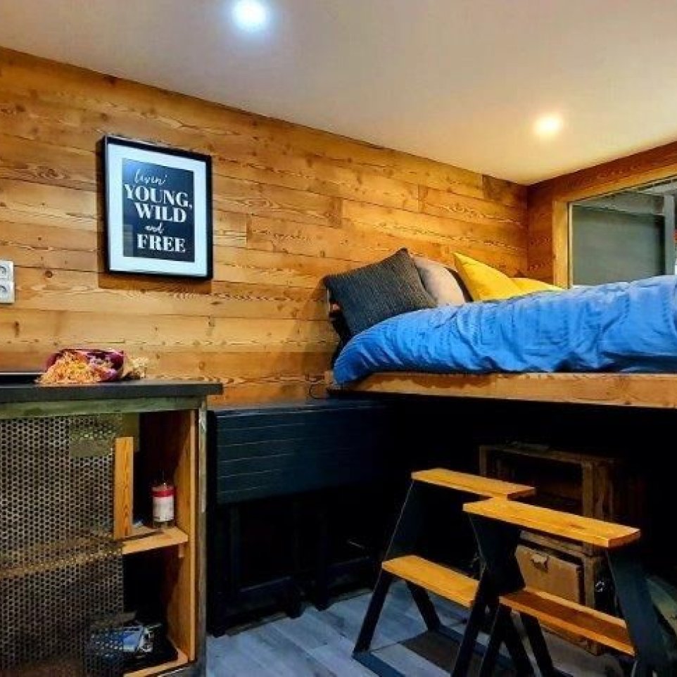 Chambre dans un container